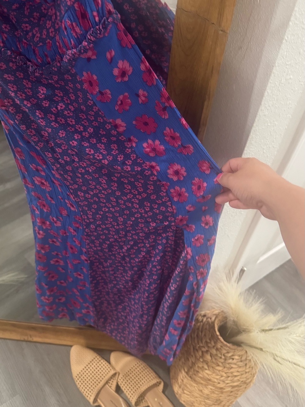 LIKE NEW FREE PEOPLE Tigerlilly Midi Dress - Picture 4 of 6